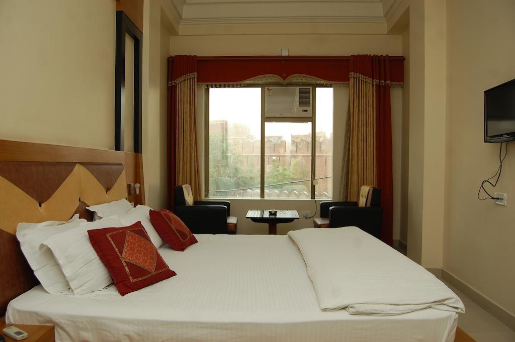 Metro Palace Hotel Bikaner Exterior foto