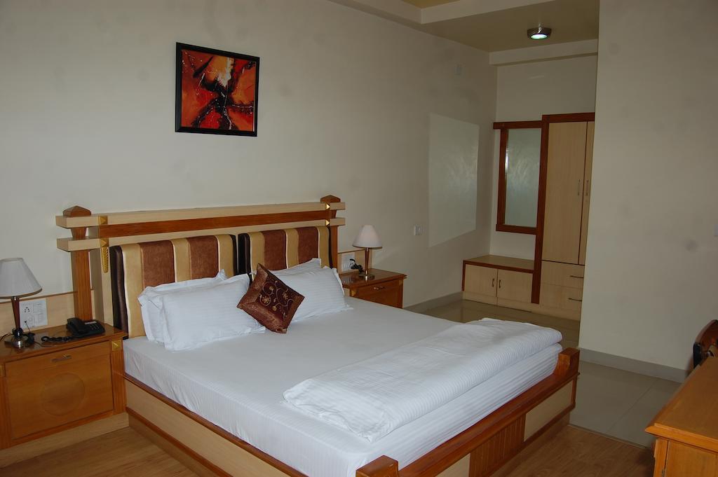Metro Palace Hotel Bikaner Quarto foto