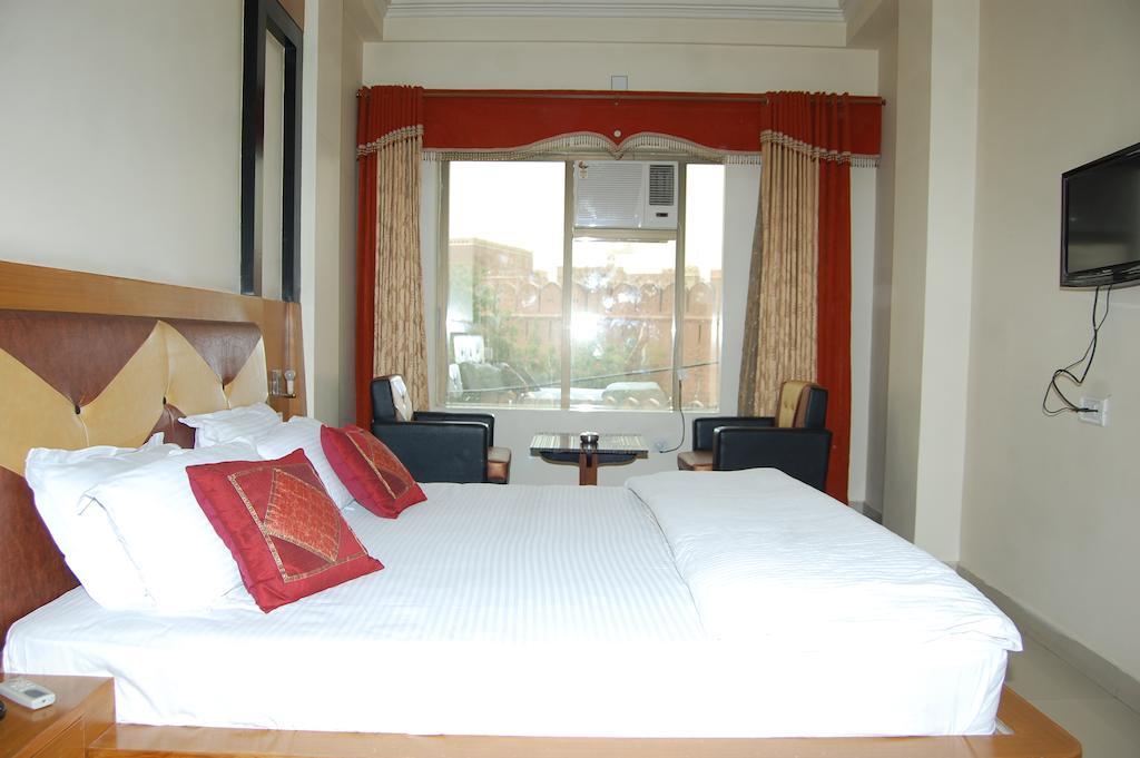 Metro Palace Hotel Bikaner Quarto foto